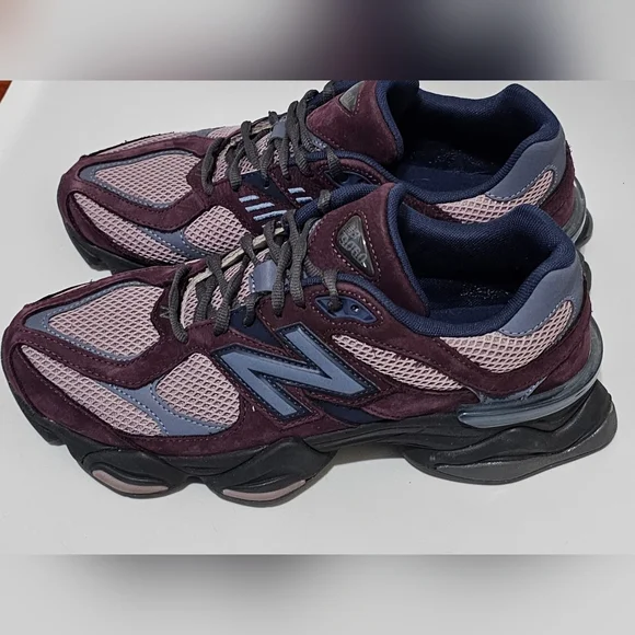 Men's New Balance 9060 size 10 - Picture 3 of 9